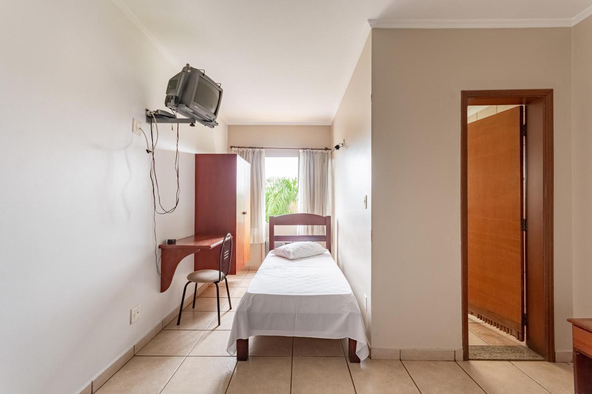 Oyo Hotel Vila Rica, Ribeirão Preto Kültér fotó